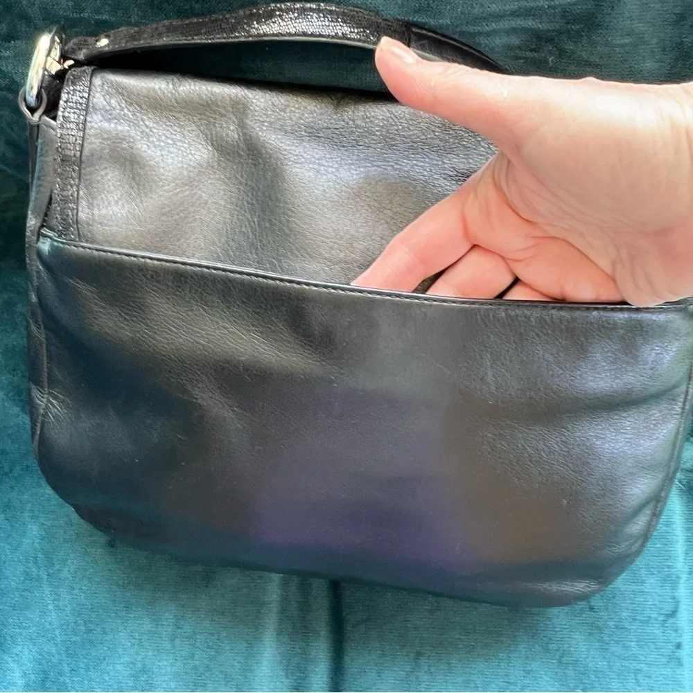 COACH VINTAGE LEATHER FLAP SHOULDER BAG EUC BLACK